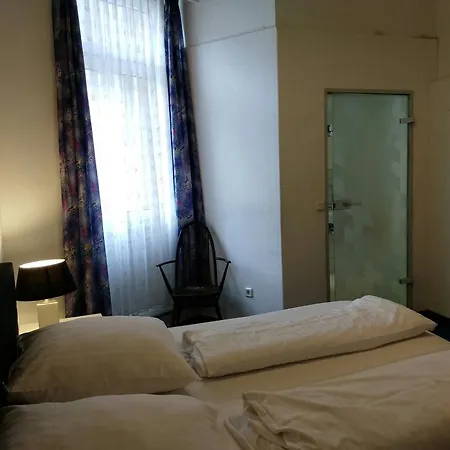 Wasserturm Hotel 3*